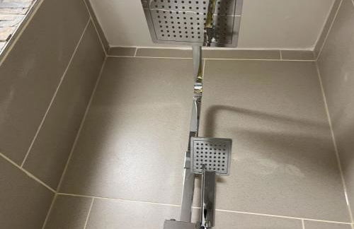 Charming Woodland Lodge 2 person 1 bedroom - Foto 24