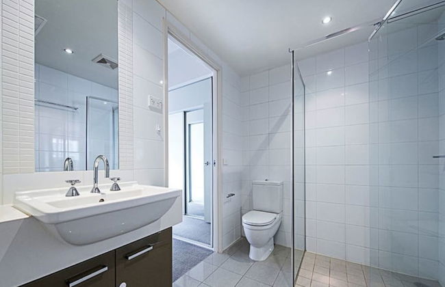 Spacious 1-Bedroom Apartment With Parking - Photo 7