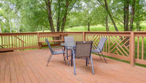 Charming Watkins Glen Home with Deck and Yard! - Foto 2