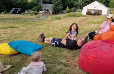 MotoCamp Wales - Lodges - Foto 14