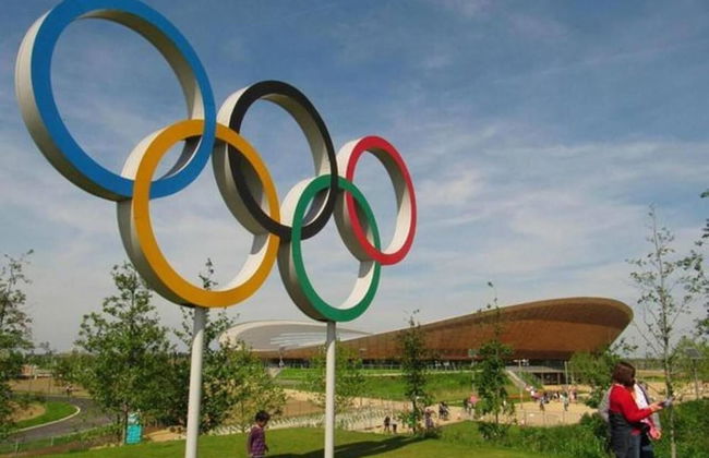 Penthouse 2-bed Apartment in The Heart Of E15 - Foto 27