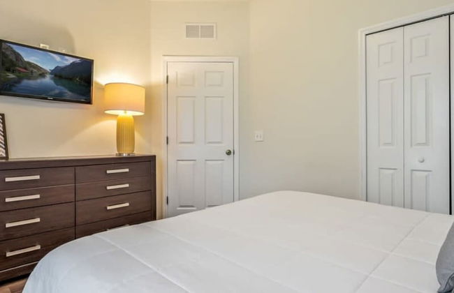 Remodeled Gem - Comfort and Location - Foto 16