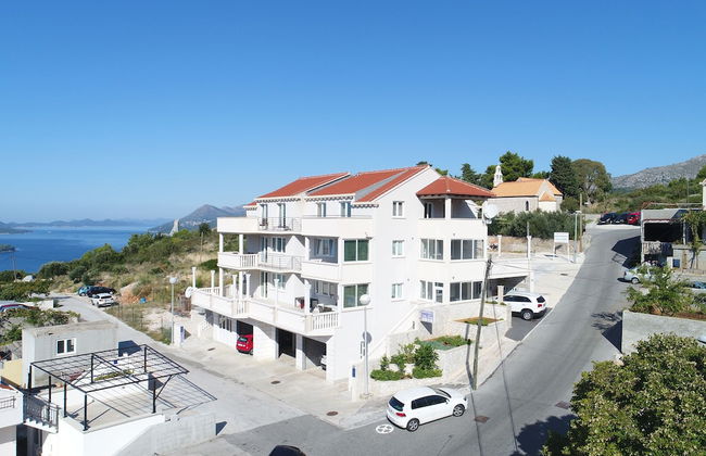 Apartments Villa Dadic - Photo 1