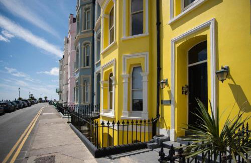 The Nest - 1 Bedroom Apartment - Tenby - Photo 36
