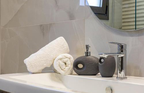 Chris and Stratos villa with private ecologic pool and kid's playground! - Foto 73