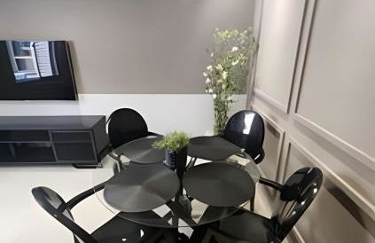 Incrível Apto na quadra da praia em Santos - Foto 13