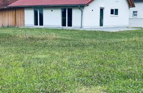 Bungalow im Grünen - Foto 1