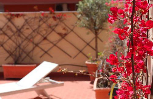 La Terrazza Parco Lauro Apartment - Photo 7