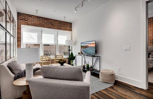 Downtown loft w parking & rooftop Apt 102 - Foto 7