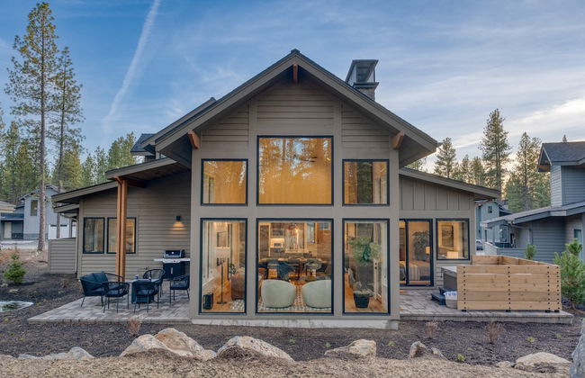 Grand Fir by Avantstay Hot Tub and Firepit - Foto 21