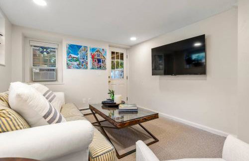 Rockport 3BR w/firepit|Walk to Bearskin Neck+Beach - Foto 16