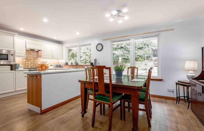 3 Bedroom Bungalow With Htub & Private Loch Access - Foto 11