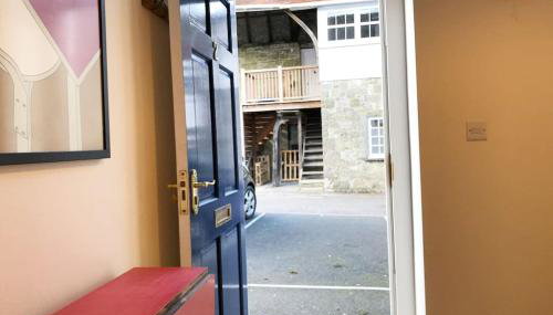 Central Shaftesbury with private parking - Foto 5