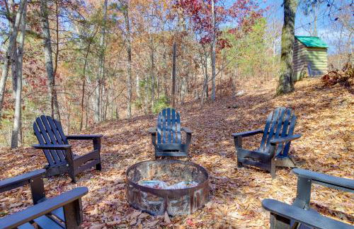 Modern-Rustic Love Cabin in Cosby Deck and Grill - Foto 2