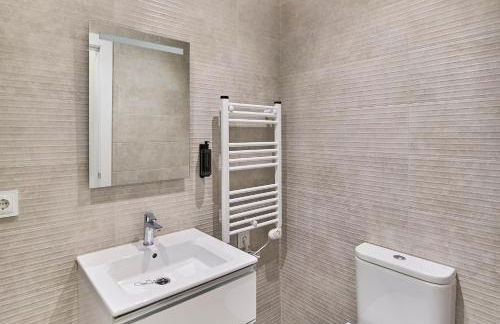 Apartamentos Catedral Palace by gaiarooms - Photo 35