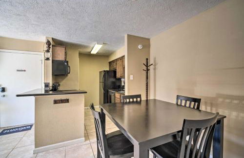 Game Day Retreat Pool Access, 2 Mi to Texas A and M - Foto 7