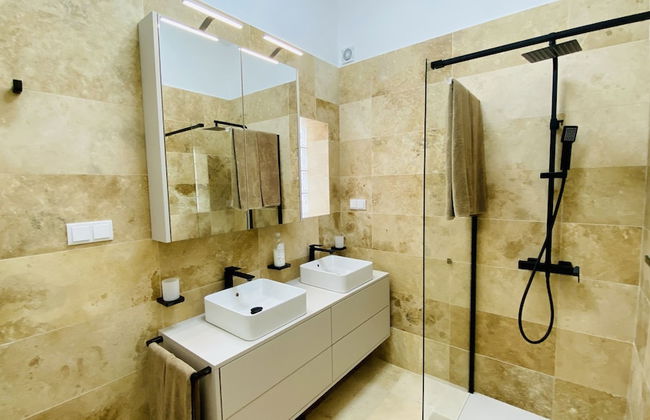 Moderna CIP - Foto 23