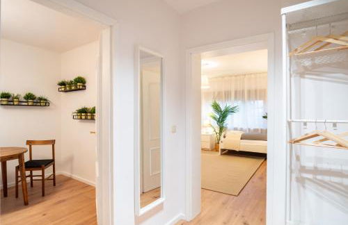 Nauen Stay for 4 Guests - Parking included - Foto 9