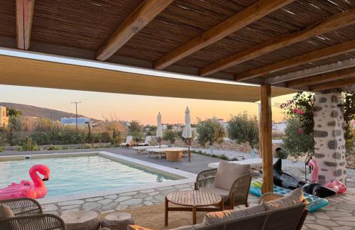Villa Loretta with pool, jacuzzi and garden - Photo 43