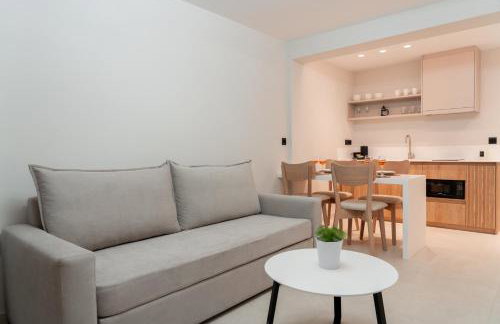 Sealuxe Living - Photo 10