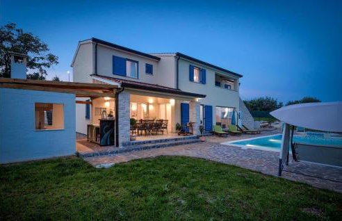 Cozy Home In Naselje Muzini With Sauna - Foto 15