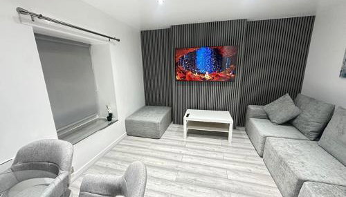2 Bedroom Apartment - Near CoOp Live & Etihad Stadium - Foto 3