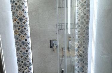 Private Apartment, Aircondition, HD TV pl & de, WiFi, Garage, fully equipped, near beach - Foto 1