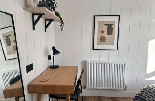 Kingfisher - Luxurious Off-Grid Eco Cabin with Riverviews - Foto 9