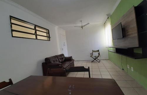 Espaço e Lazer, Apê de 2 dormitórios pertinho da praia - LA10 - Foto 3