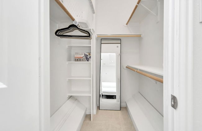 Lux Galleria Home-5BR Roof Deck - Foto 39