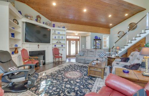 Fish, Swim & More: Lakefront Alabaster Home - Foto 4