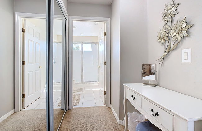 Elegant 5BR Home w Private Pool Spa Near Disney - Foto 36