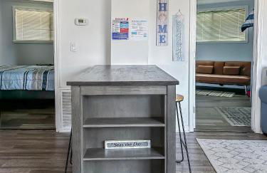 Peaceful Lydia Hide-O-Way - New Pool & Near Beach, Breakfast, Spa & Go-Karts! - Foto 31