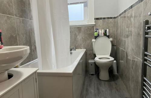 Spacious Luxury 3 Bedroom Flat in Kirkcaldy, Fife - Foto 18