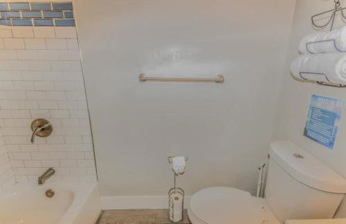 Reno Retreat 3 King Beds by Casinos and University - Foto 52