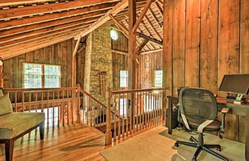 Bear's Eye View - Mountain Retreat w/ Hot Tub! - Foto 13