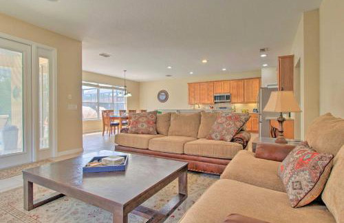 Outdoor Oasis with Pool Davenport Resort Escape! - Foto 7