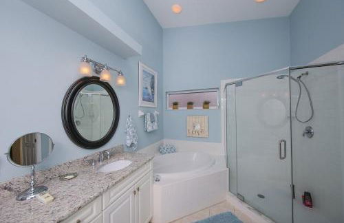 Beautiful lakefront 2BR condo in Heritage Oaks Golf and Country Club - Foto 8