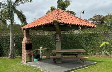 Kitnet Flamingo Matinhos 31B - Foto 17