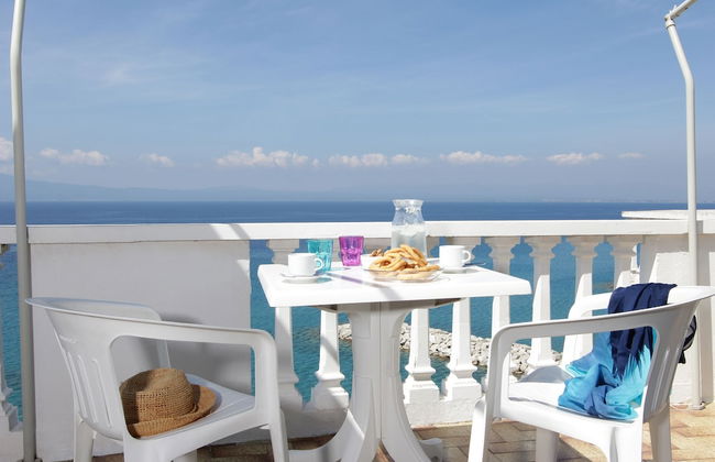 Apollon Apartments - Photo 8