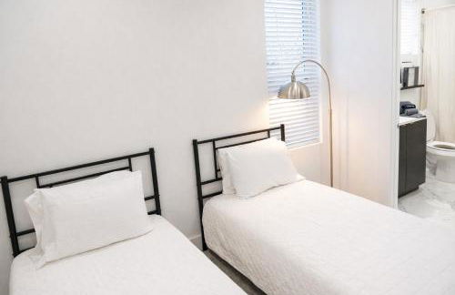 Stylish & Spacious 3BR Gem With Hot tub Near Downtown - Foto 61