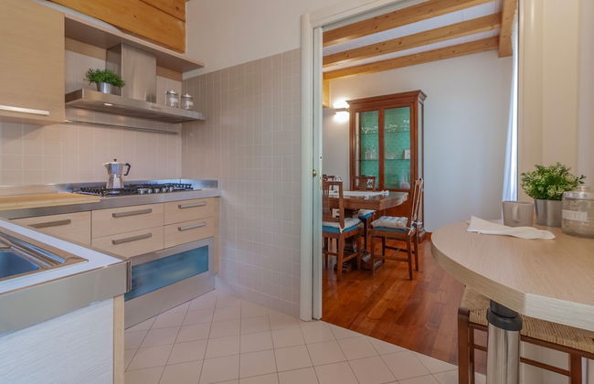 Aglaia Luxury Lake View - Photo 17