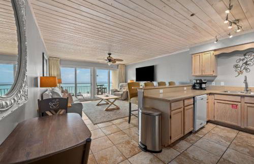 Deja View Beachfront Sunrise Beach Svc Included - Foto 27