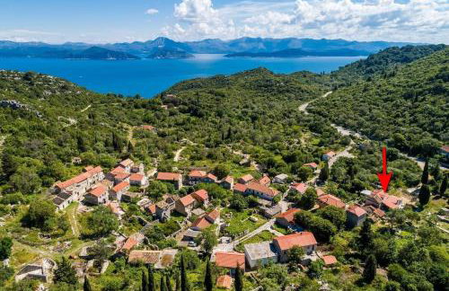 Apartments with parking space Korita, Mljet - 22342 - Foto 1