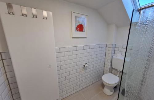 birds-nest Ferienhaus Balkon Waldblick Kamin - Foto 7