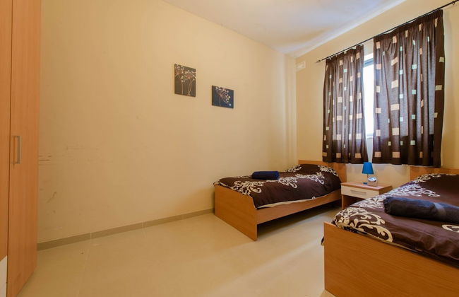 Luxury Holiday Apartment IN Qawra - Foto 5
