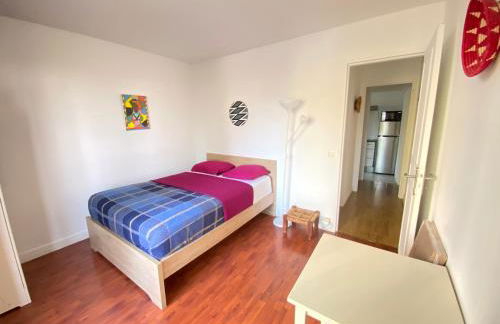 Chez Fiatope - Appartement Calme avec balcon & Parking, proche T6 - Foto 6