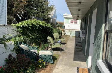 Beach Side Studio #4 apts - Foto 25