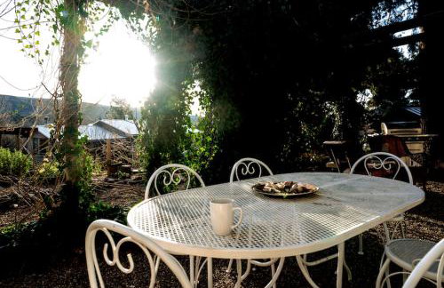 13 acres Perfect for Groups! 3BR Sleeps 8-10 - Foto 45