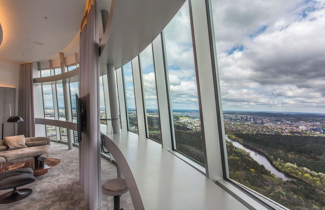 Vilnius TV Tower Apartments DEBESYS - Photo 4